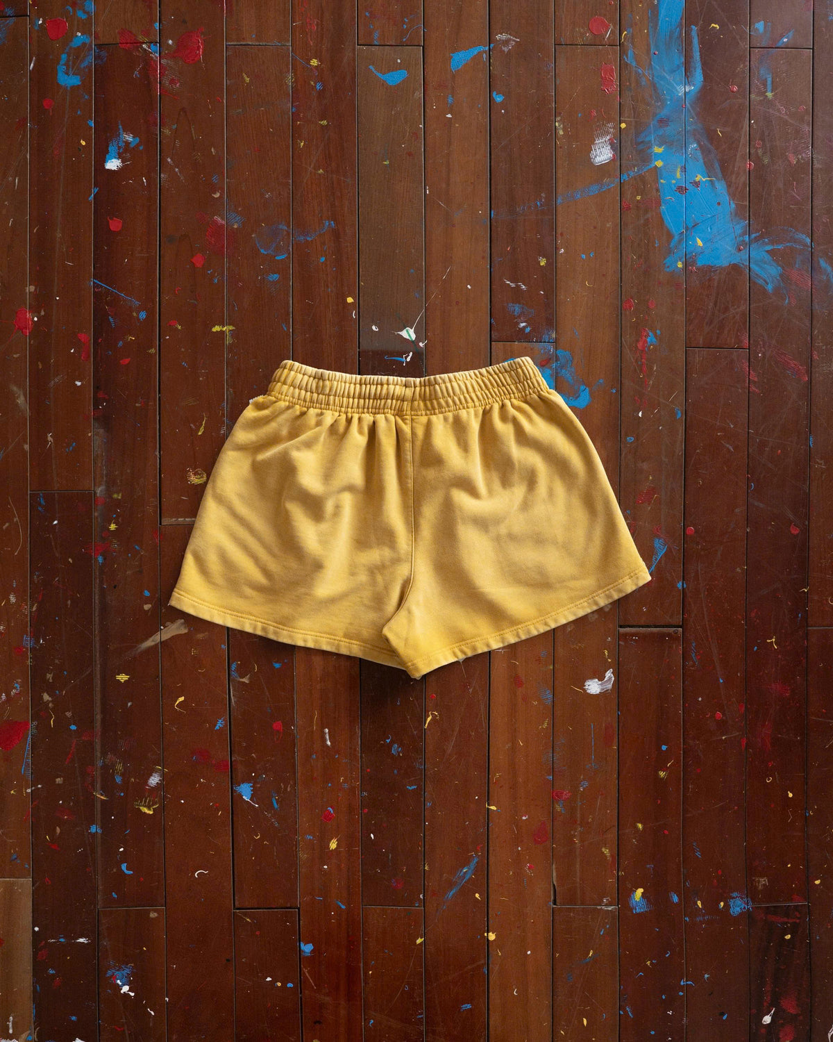 SUMMER26 SSMA WASHED SWEAT SHORTS - YELLOW