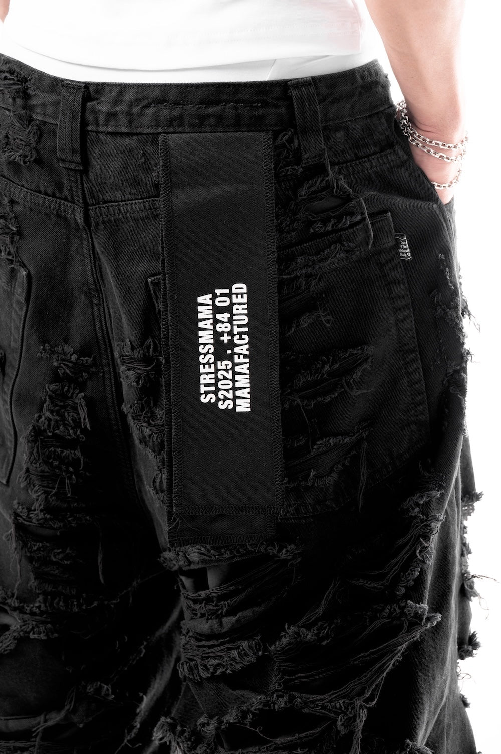 MAMAFIA DISTRESSED JEANS - BLACK
