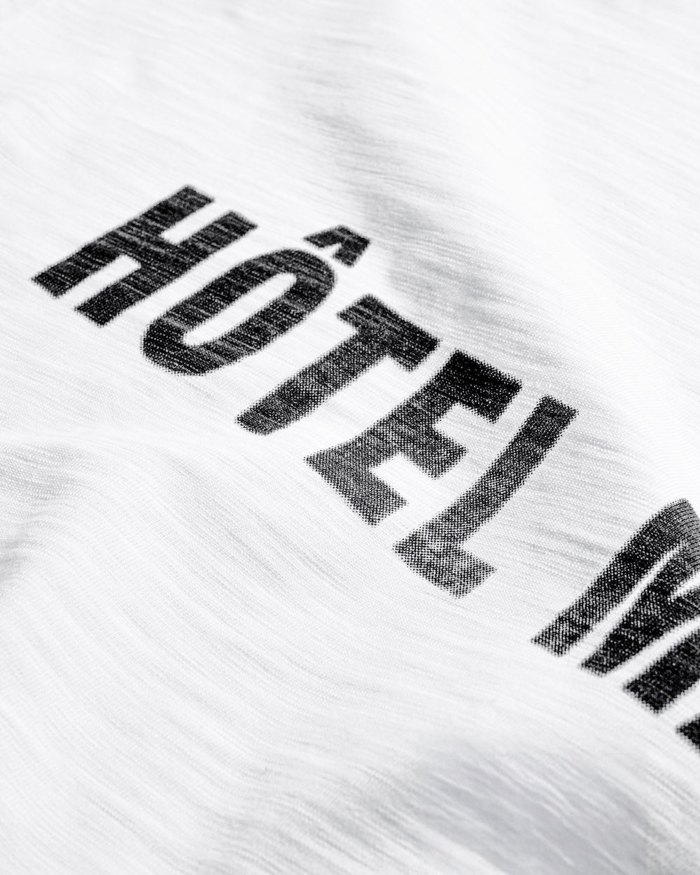 HÔTEL MAMA T-SHIRT - WHITE