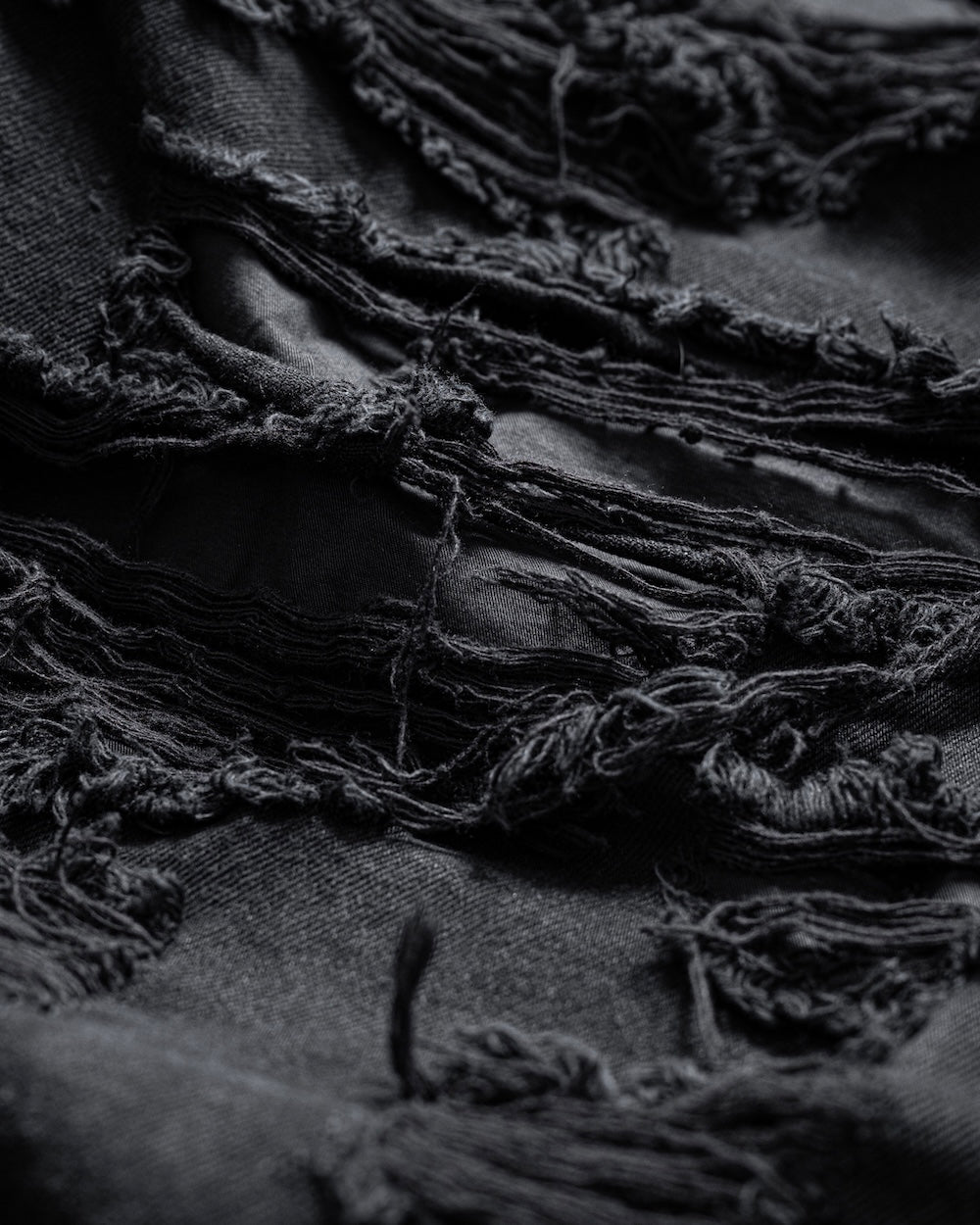 MAMAFIA DISTRESSED JEANS - BLACK