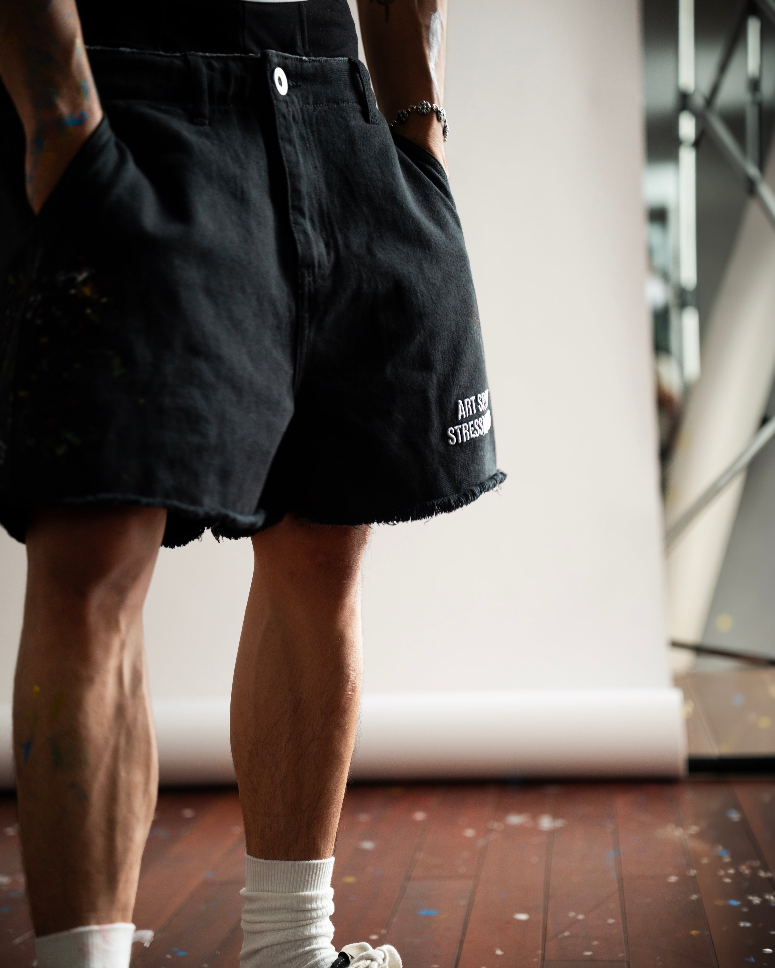 SSMA SPLATTER KHAKI SHORTS - BLACK