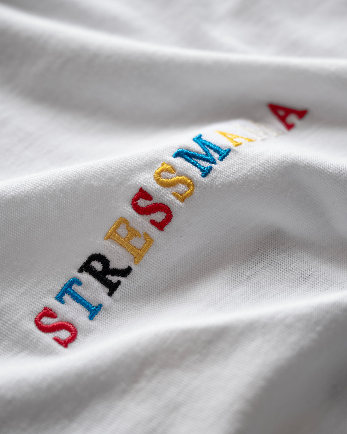 SSMA RAINBOW EMBROIDERY T-SHIRT - WHITE
