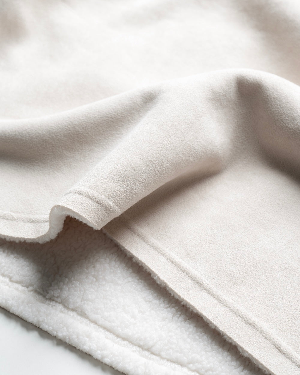 HOLIDAY24 INSIDE-OUT SWEATER - BEIGE