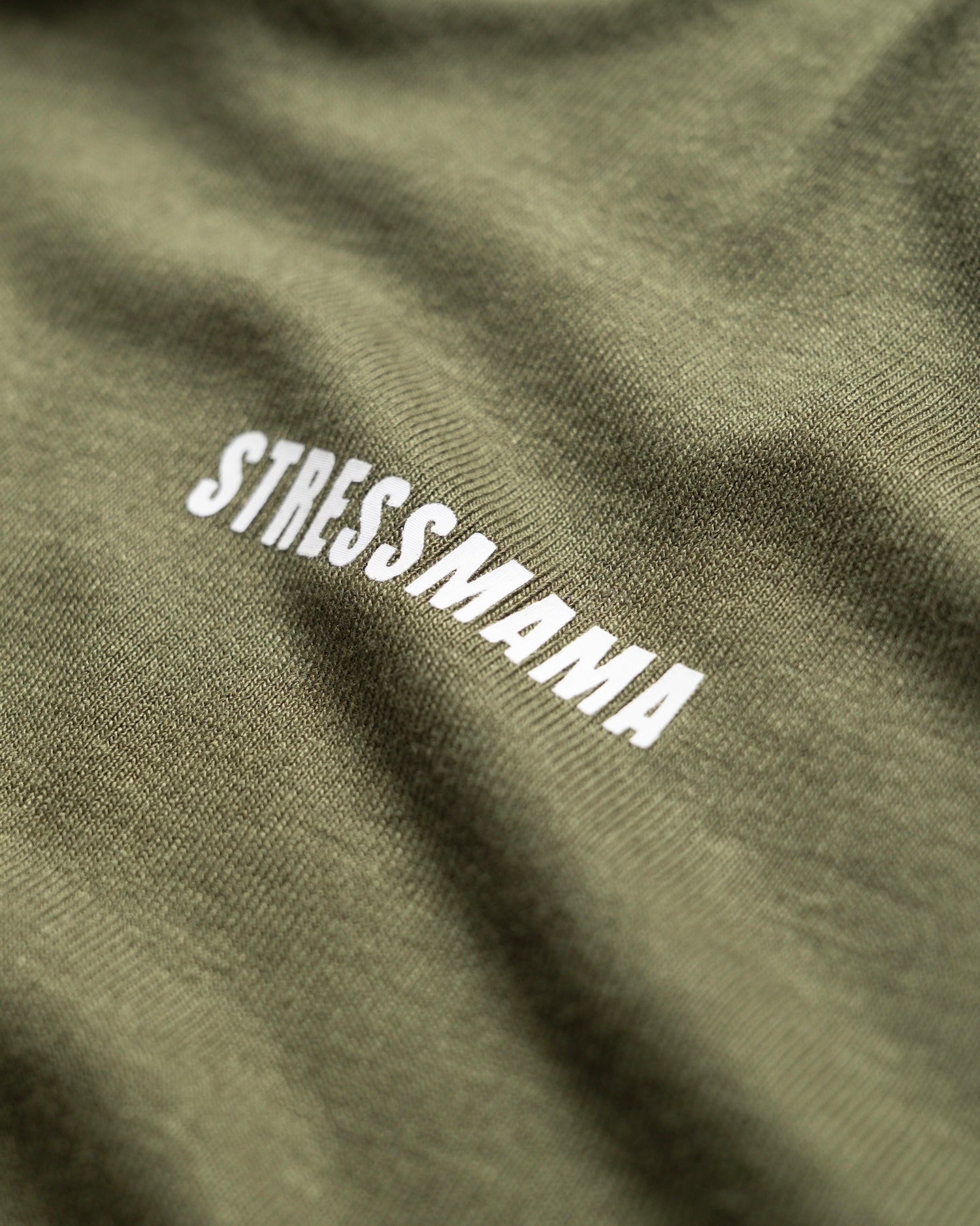 HÔTEL MAMA LOGO T-SHIRT - OLIVE