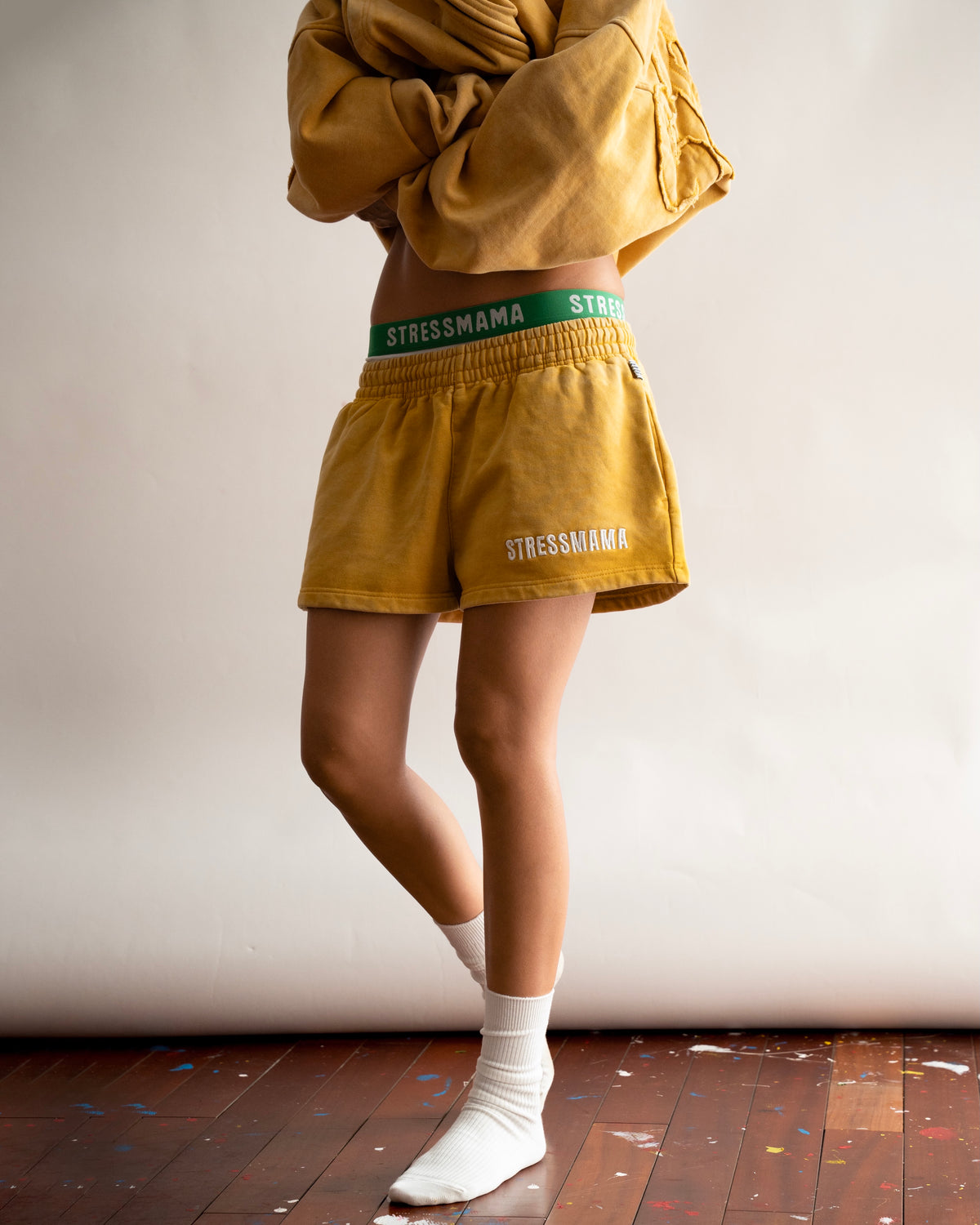 SUMMER26 SSMA WASHED SWEAT SHORTS - YELLOW