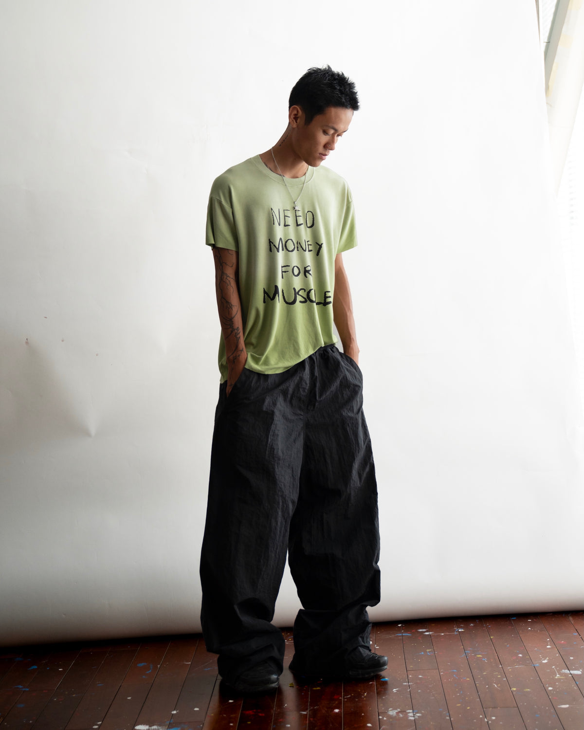 SSMA NEED MONEY FOR MUSCLE T-SHIRT - GREEN