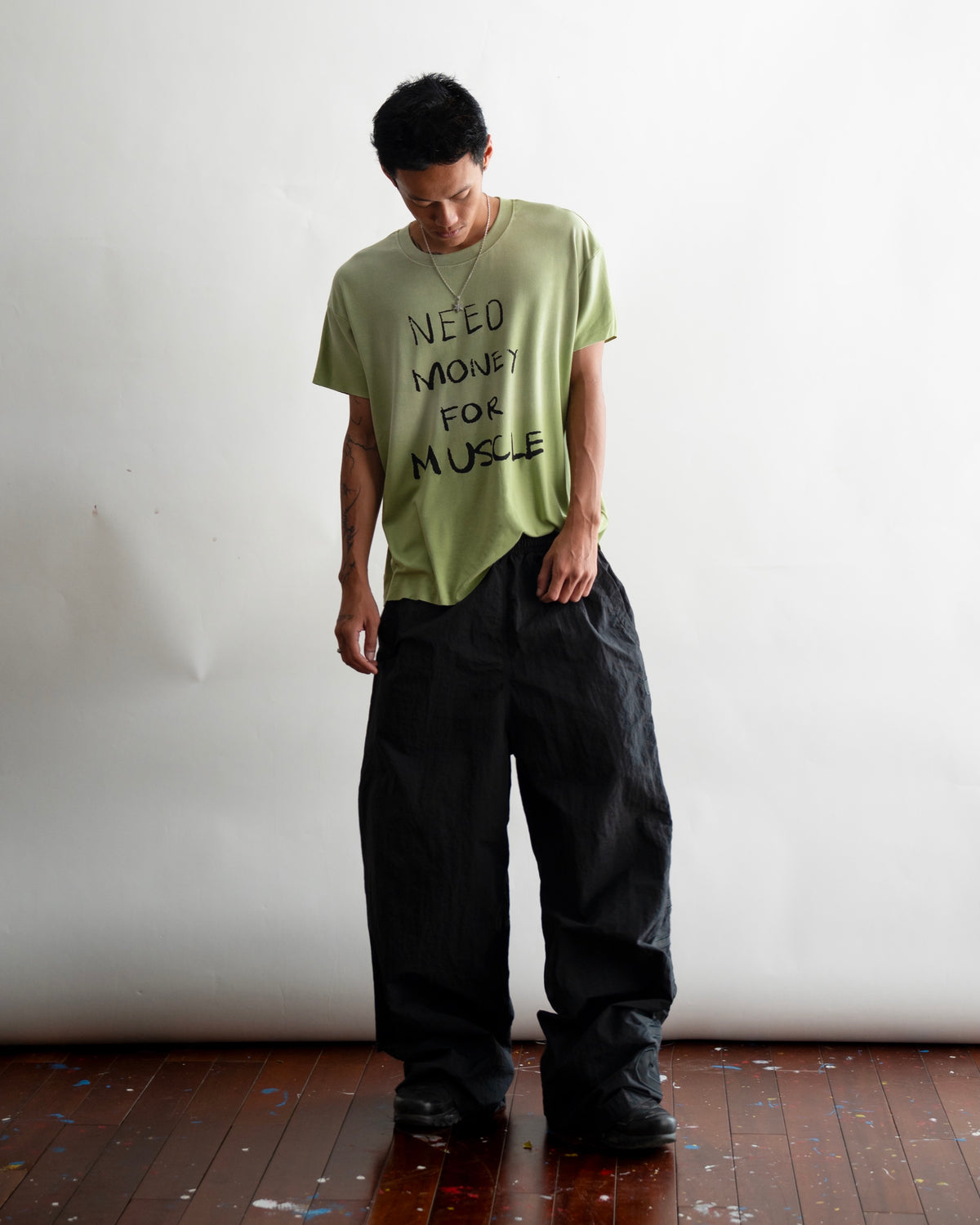 SSMA NEED MONEY FOR MUSCLE T-SHIRT - GREEN