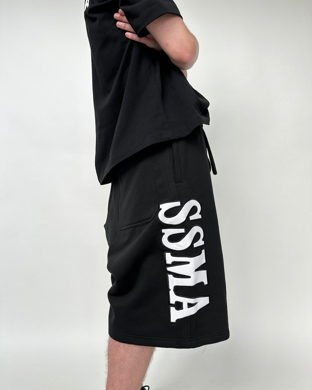 SSMA 01 SWEAT JORTS - BLACK