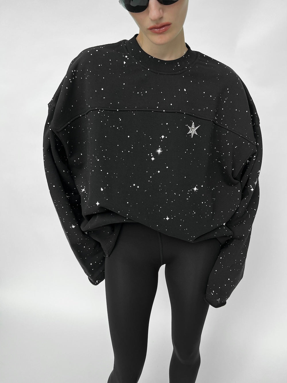 HOLIDAY24 GALAXY LONGSLEEVE - BLACK