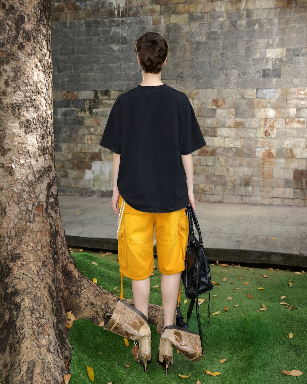 FW24 WASHED CARGO SHORTS - YELLOW