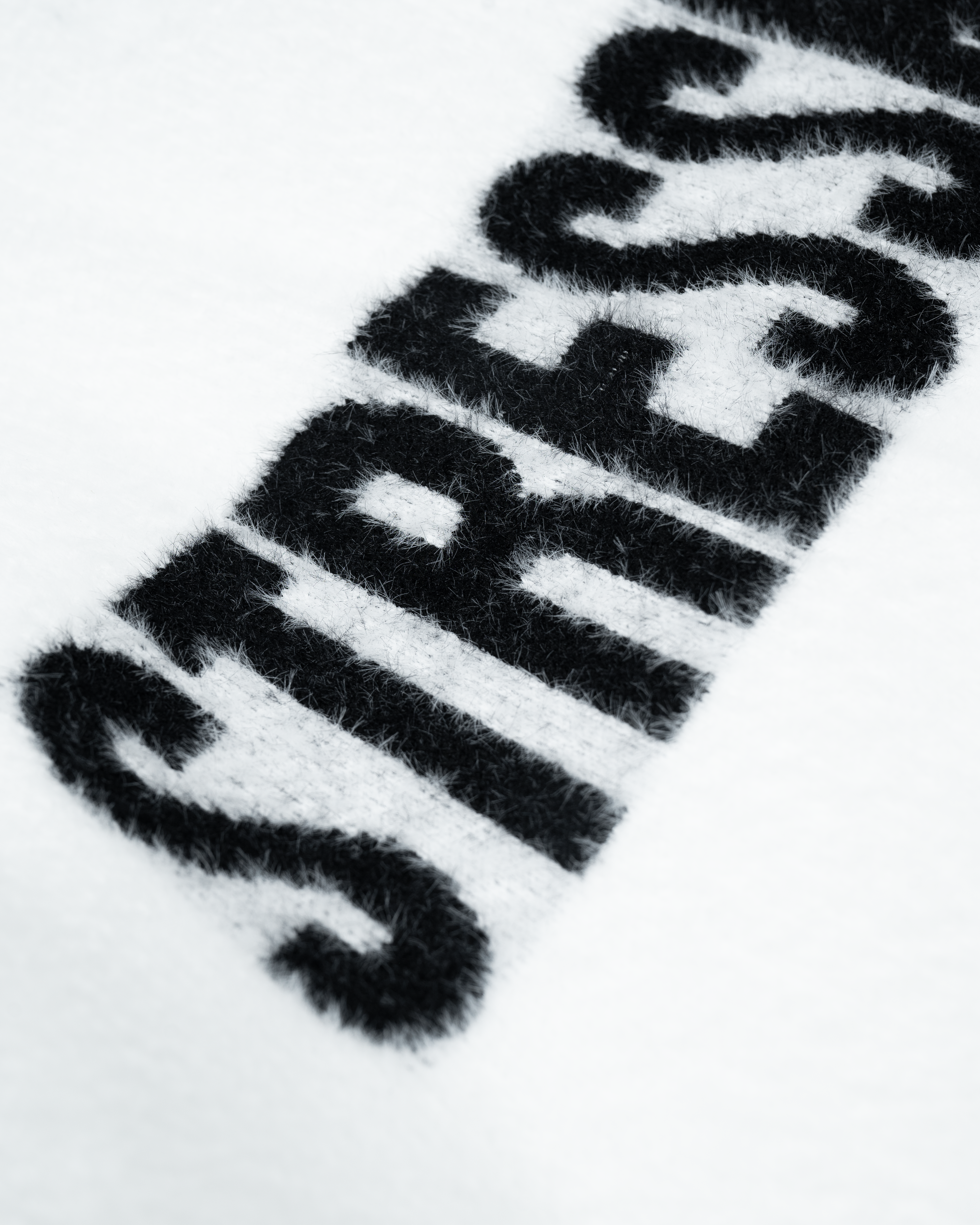 FW25 KNIT SWEATER - WHITE