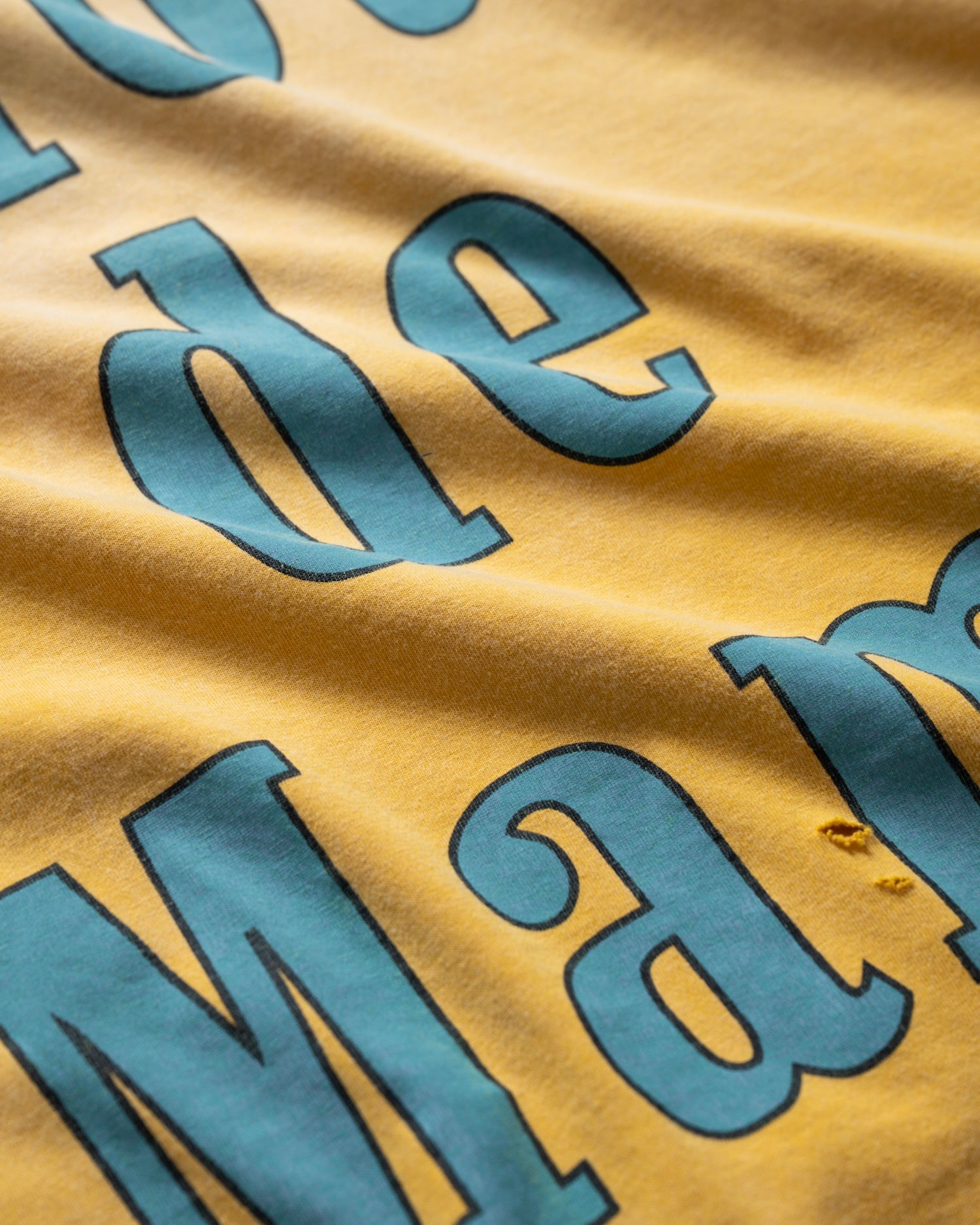 SSMA L'HÔTEL T-SHIRT - YELLOW